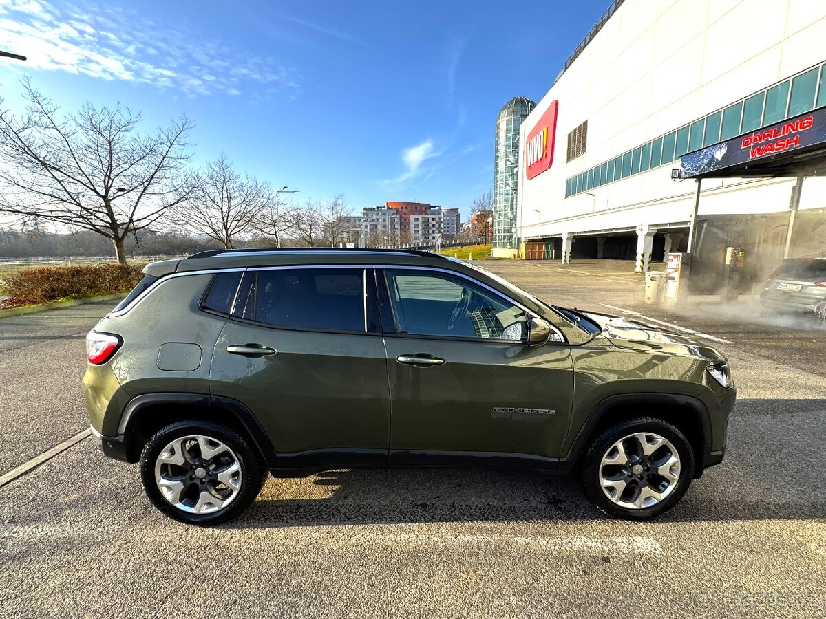 Jeep Compass MultiAir 1.4l z roku 2019 - 3