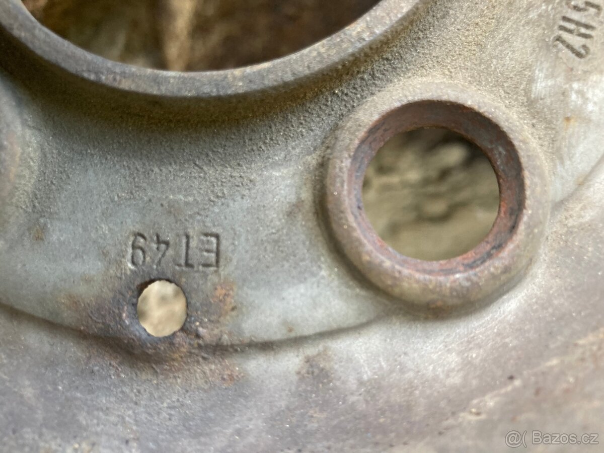 Mercedes 190,124 - 3