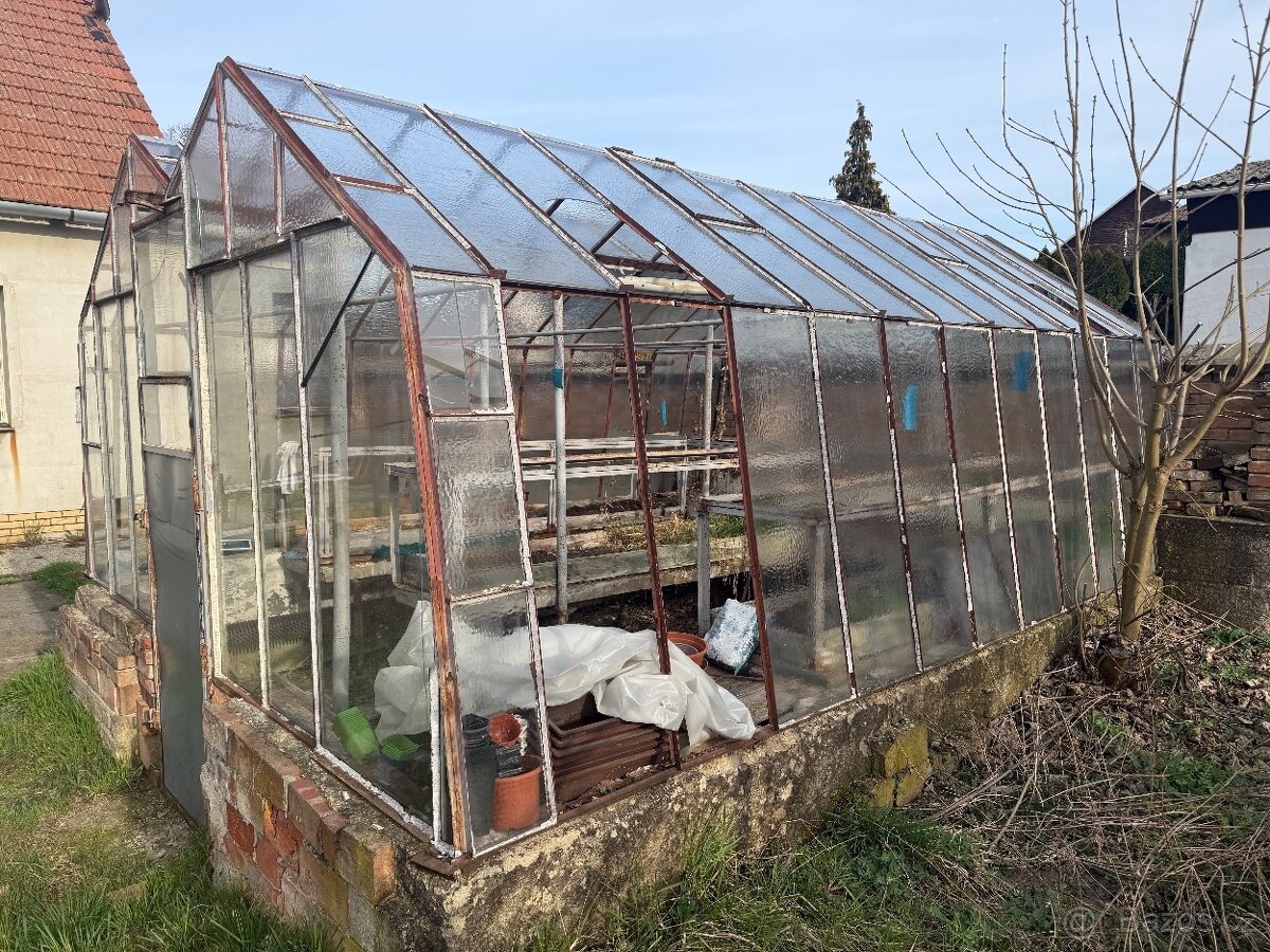 Skleník za odvoz - 3