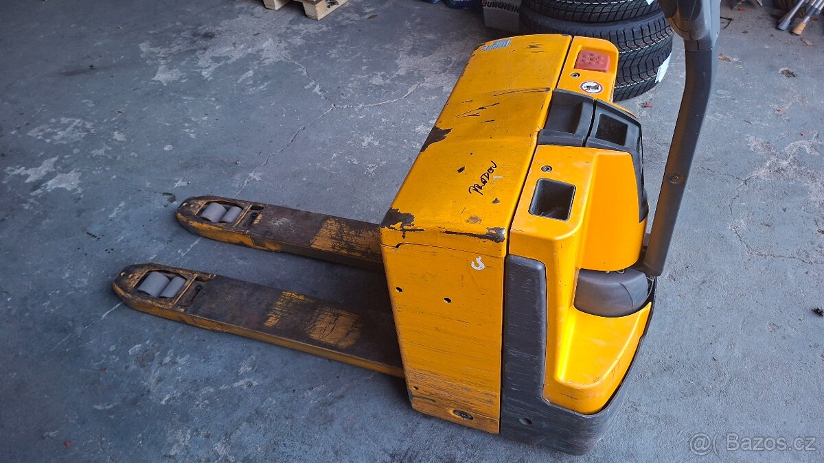 Jungheinrich EJE 120 - 3