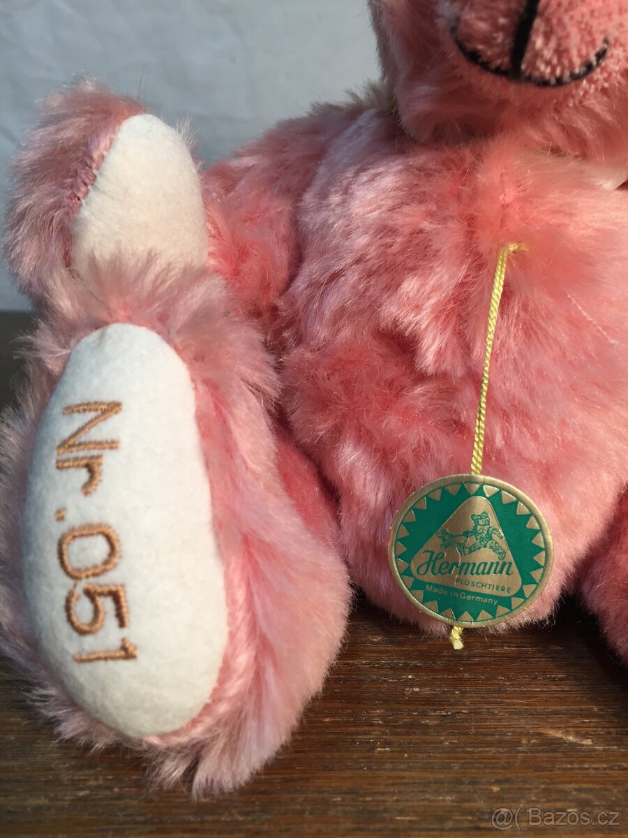 Hermann medvídek s knoflíkem štítkem limit edice číslo - 3