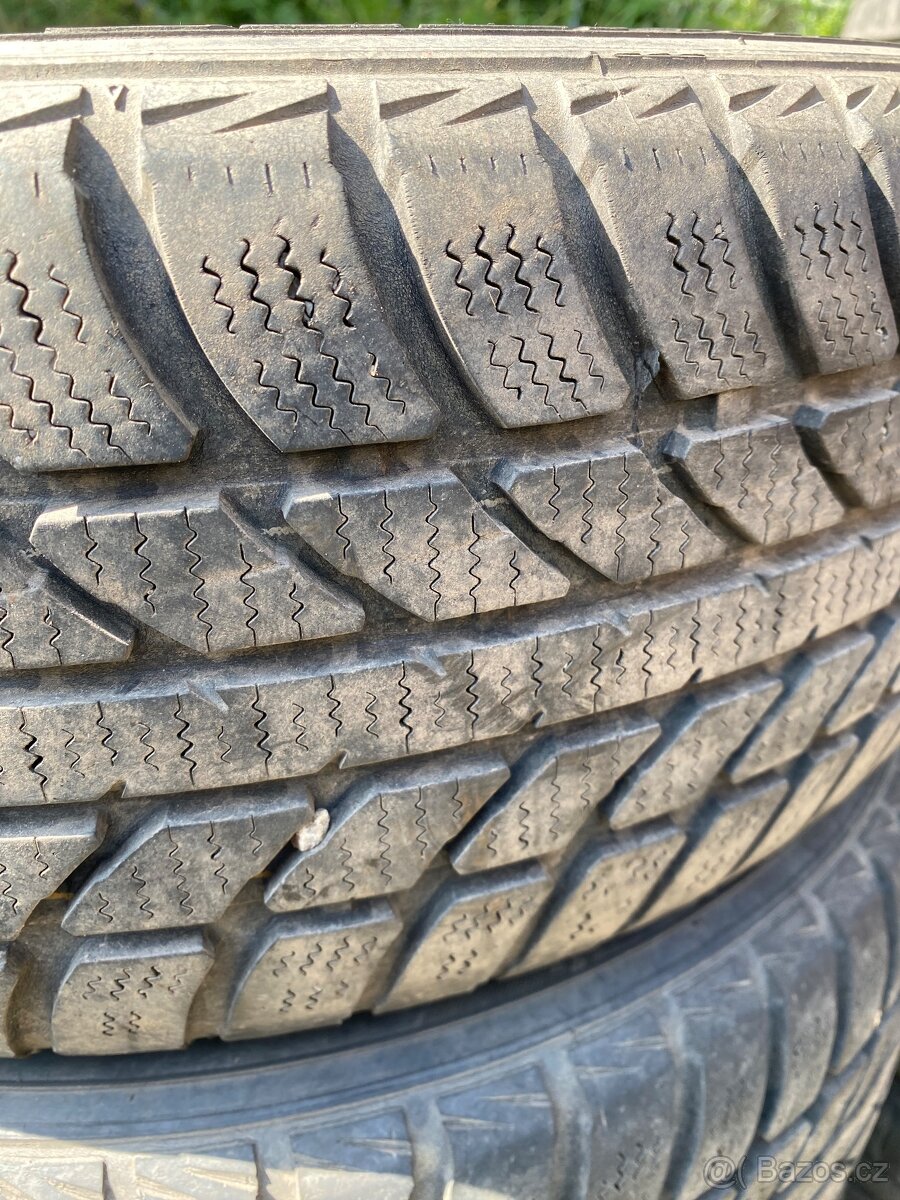 Zimní 205/55 R16 na diskách Vw R16 6x112 Levně - 3