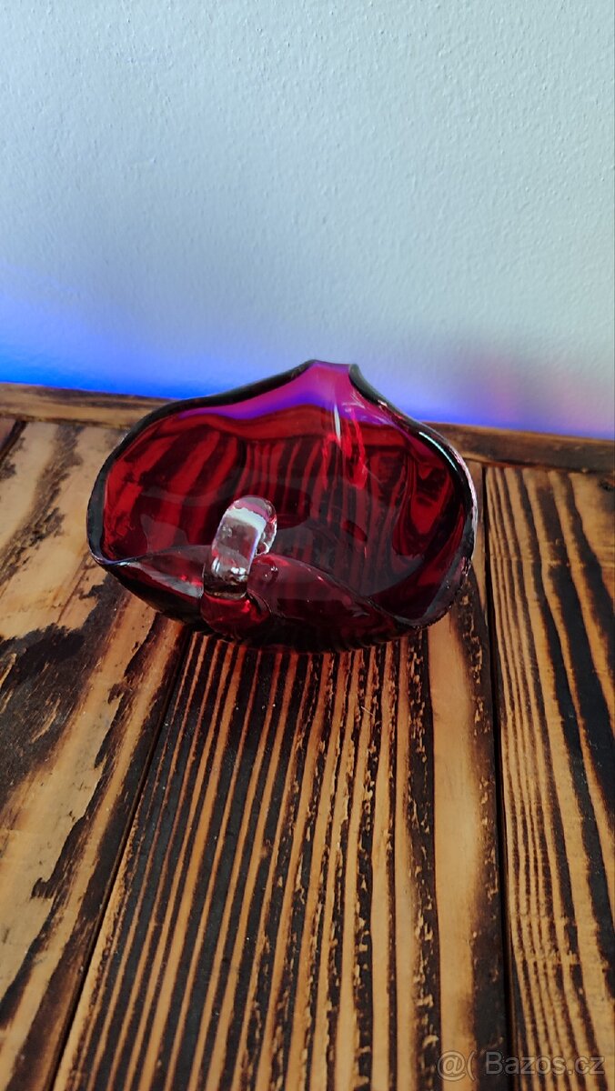 Krásná skleněná miska - 3