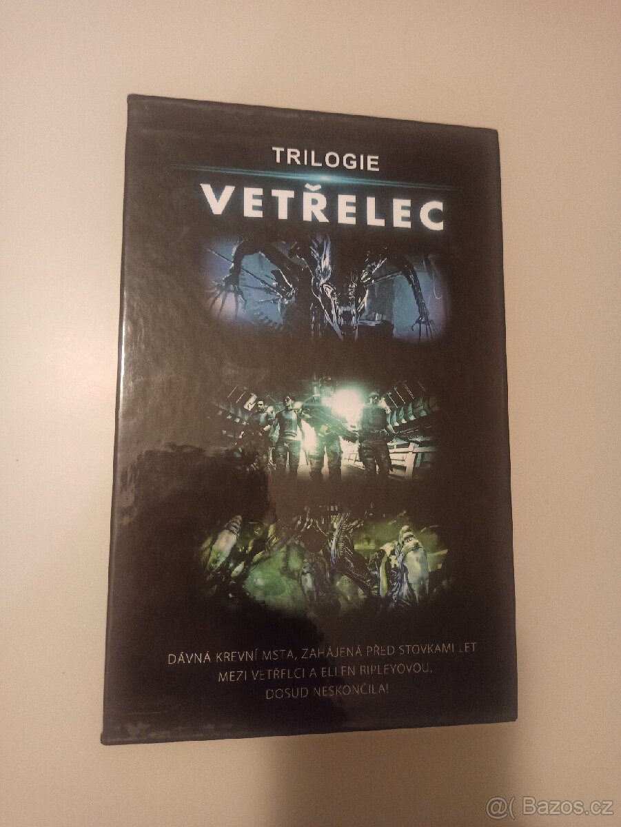 Knižní trilogie Vetřelec - 3