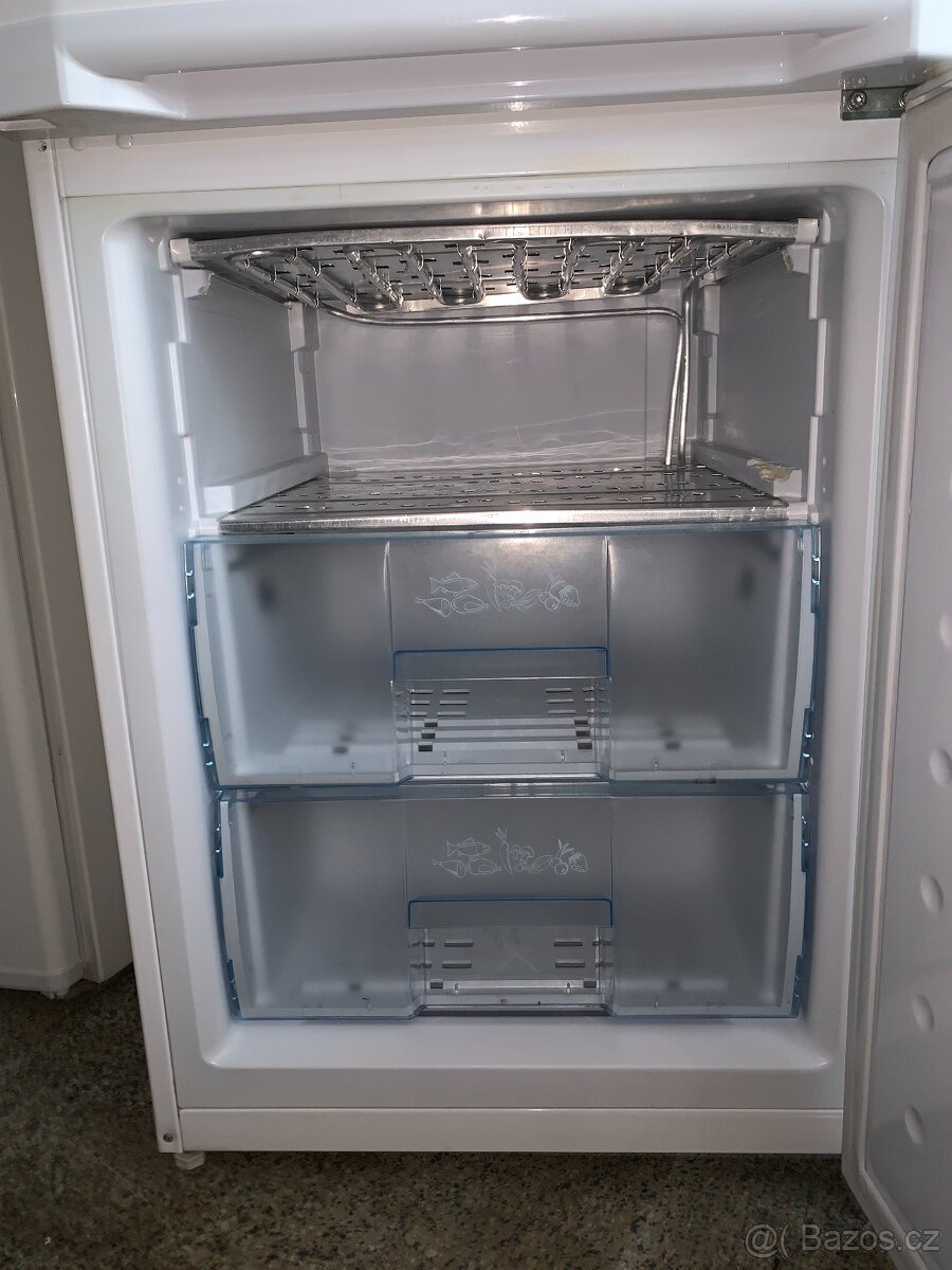 Lednice BEKO CSA31020 - 3