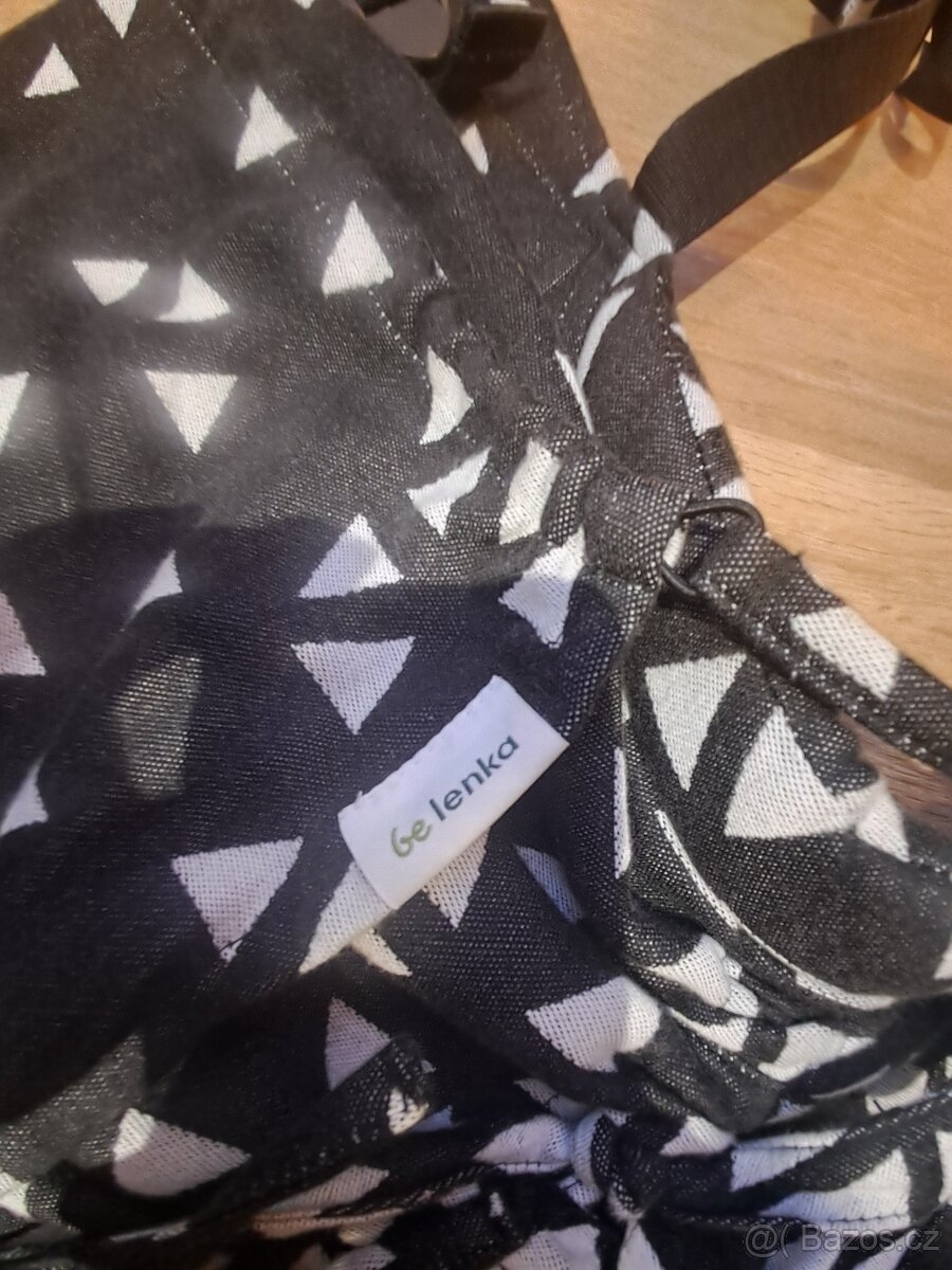 Nosítko BeLenka bílo černé - 3