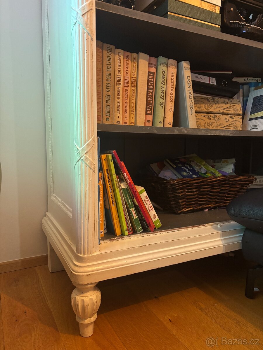 Antik knihovna/regál - 3