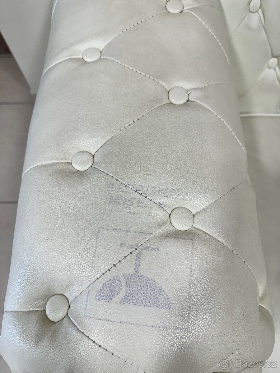 Čalouněné luxusní křeslo - 3
