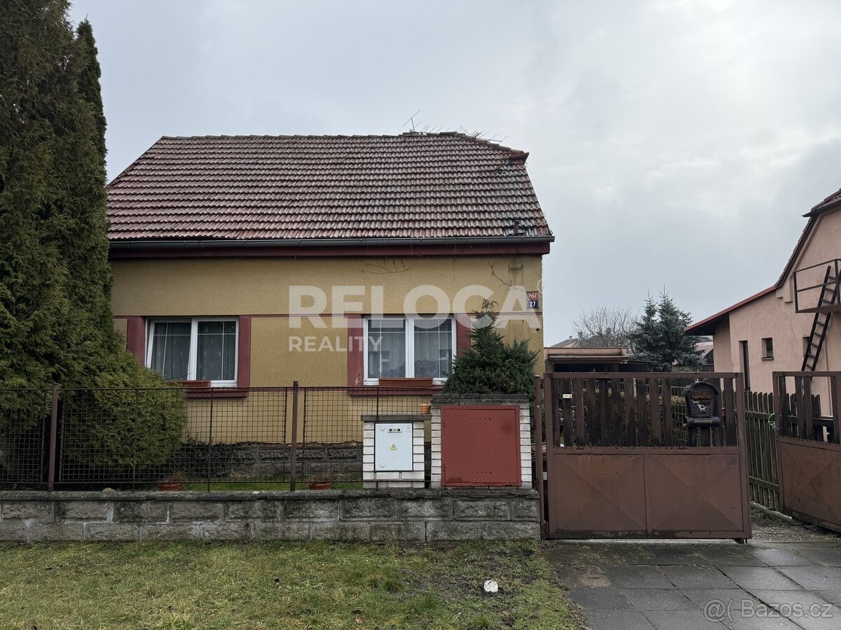 Prodej prostorného domu,pozemek 480m²,garáž,studna,zahrada - 3