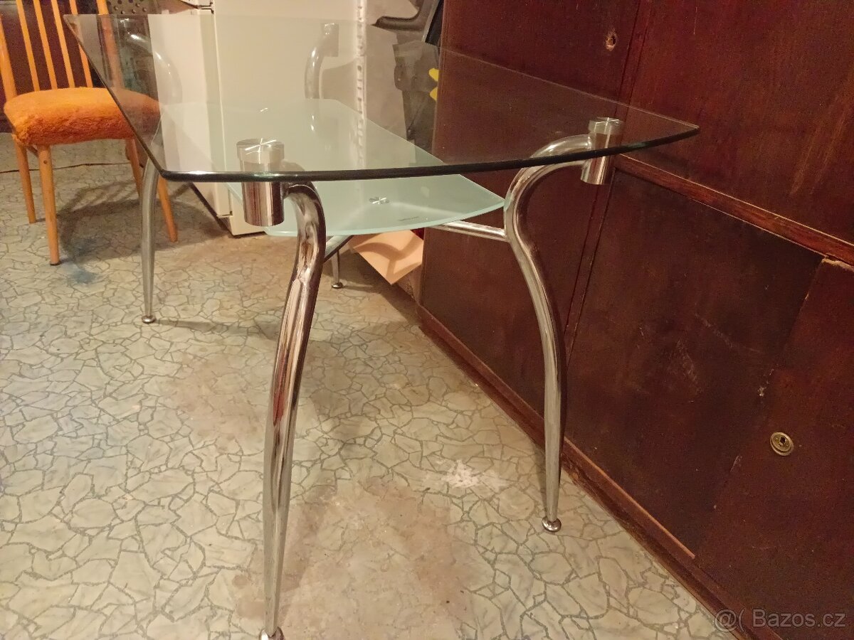 Kovový stůl se skleněnou deskou - 3