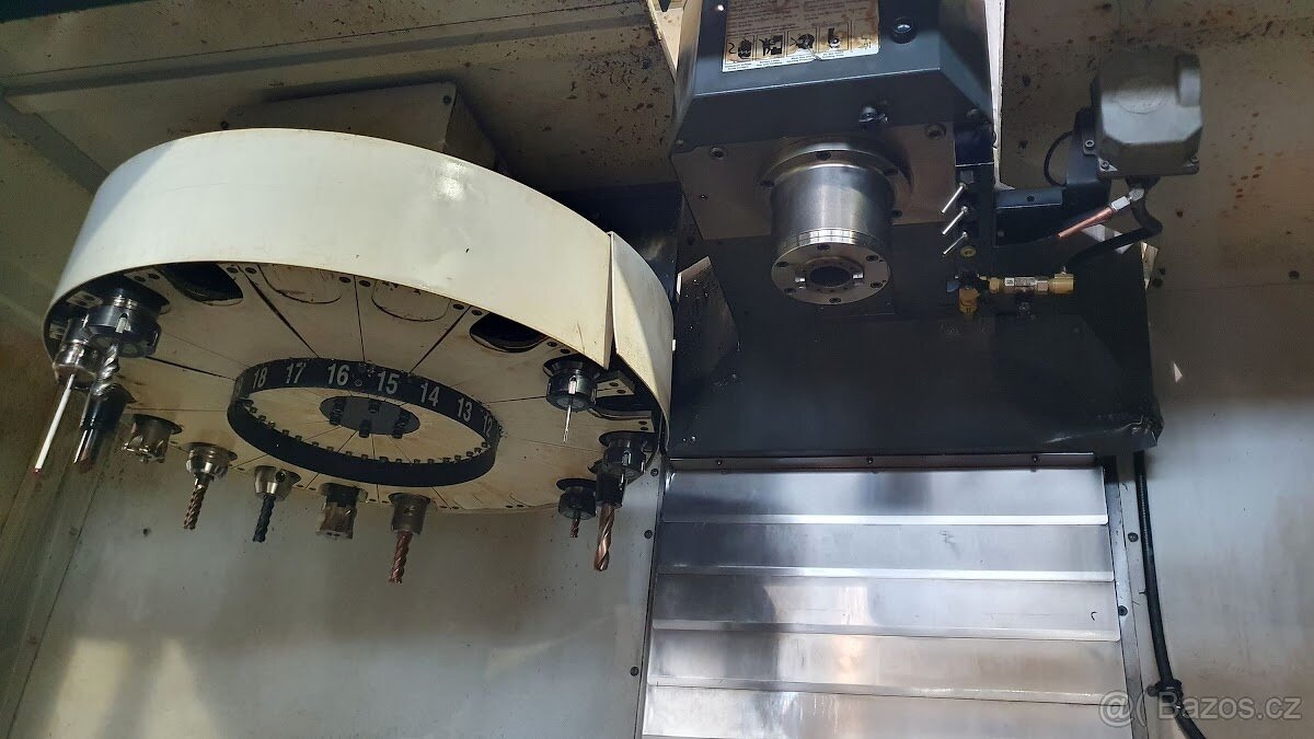 Haas VF 4 / obráběcí centrum vertikální - 3