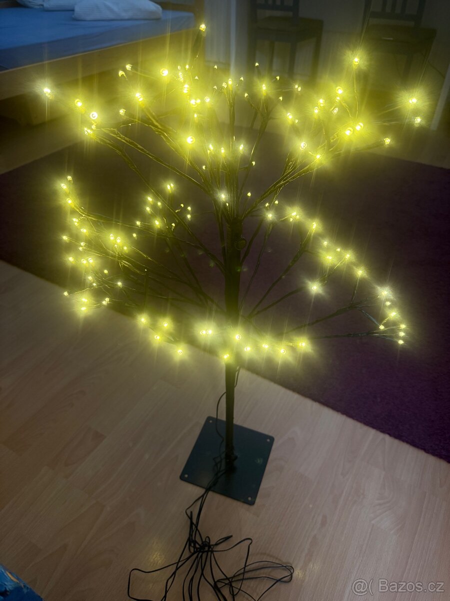 Prodám svítící stromek - 3