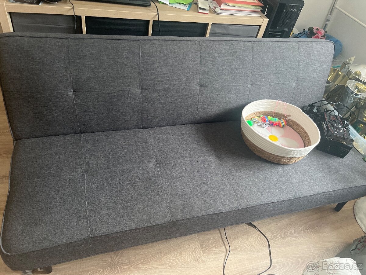 Prodam gauč malý rozkládací - 3