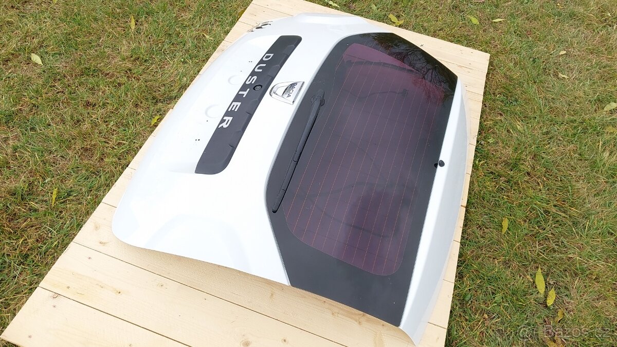 DACIA DUSTER 1 – DVEŘE KUFRU BÍLÉ - 3