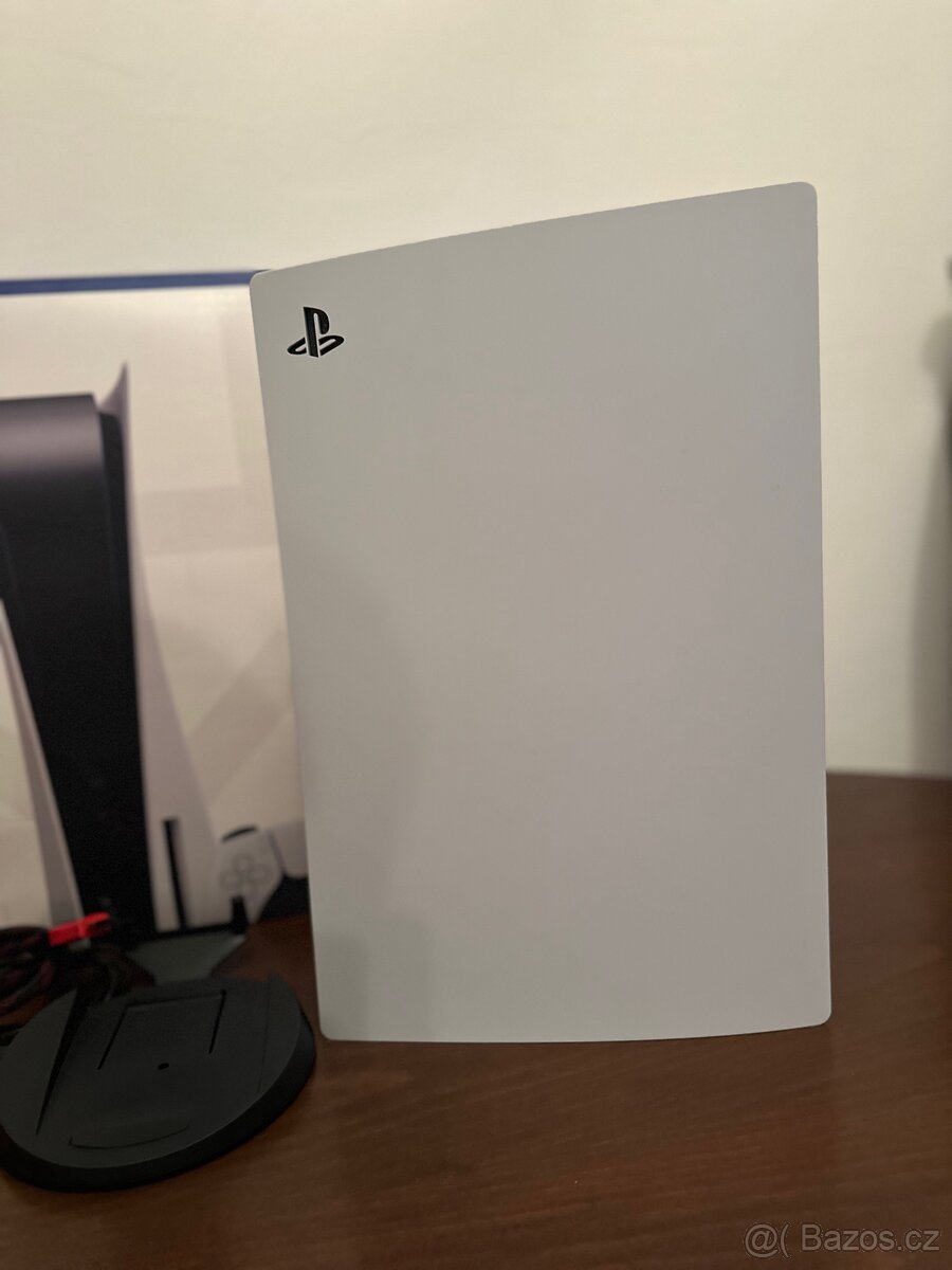 Sony PlayStation 5 z mehanichka - 3