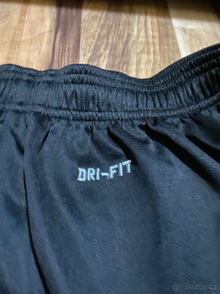 Nike Dri Fit kraťasy - 3