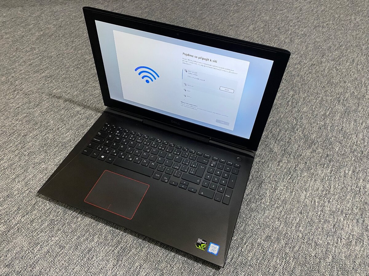 herní notebook Dell G5 15 5587 - 3