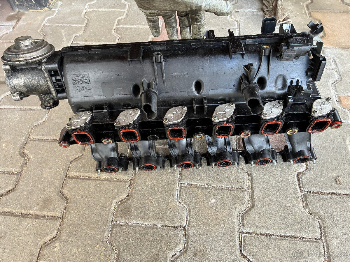 Sací potrubí pro motor M57 - 3