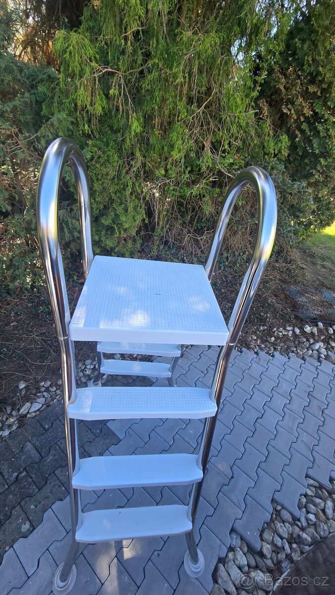 Bazénové schůdky - 3