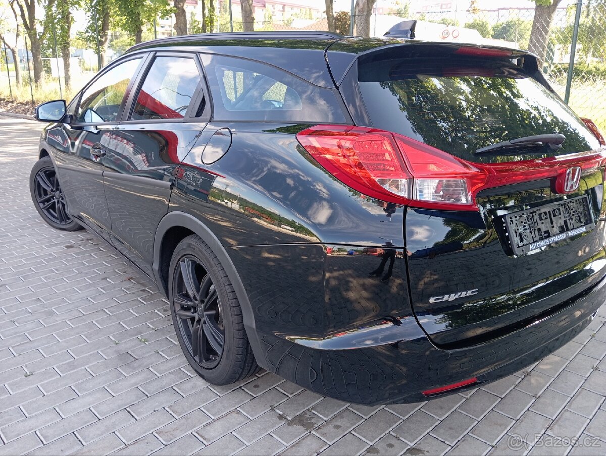 Honda Civic Tourer 1.8 AUTOMAT - 3