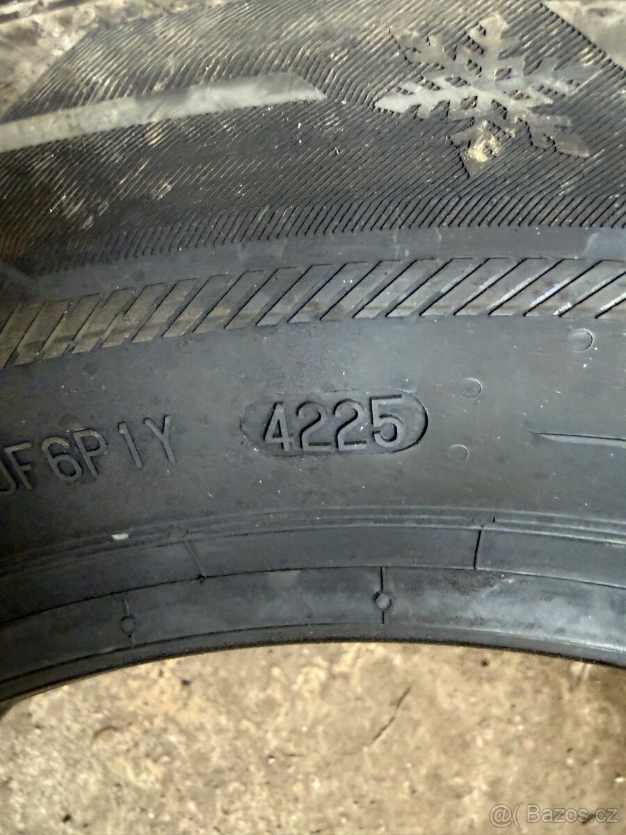 Barum Polaris 6 215/60 R16 - 3