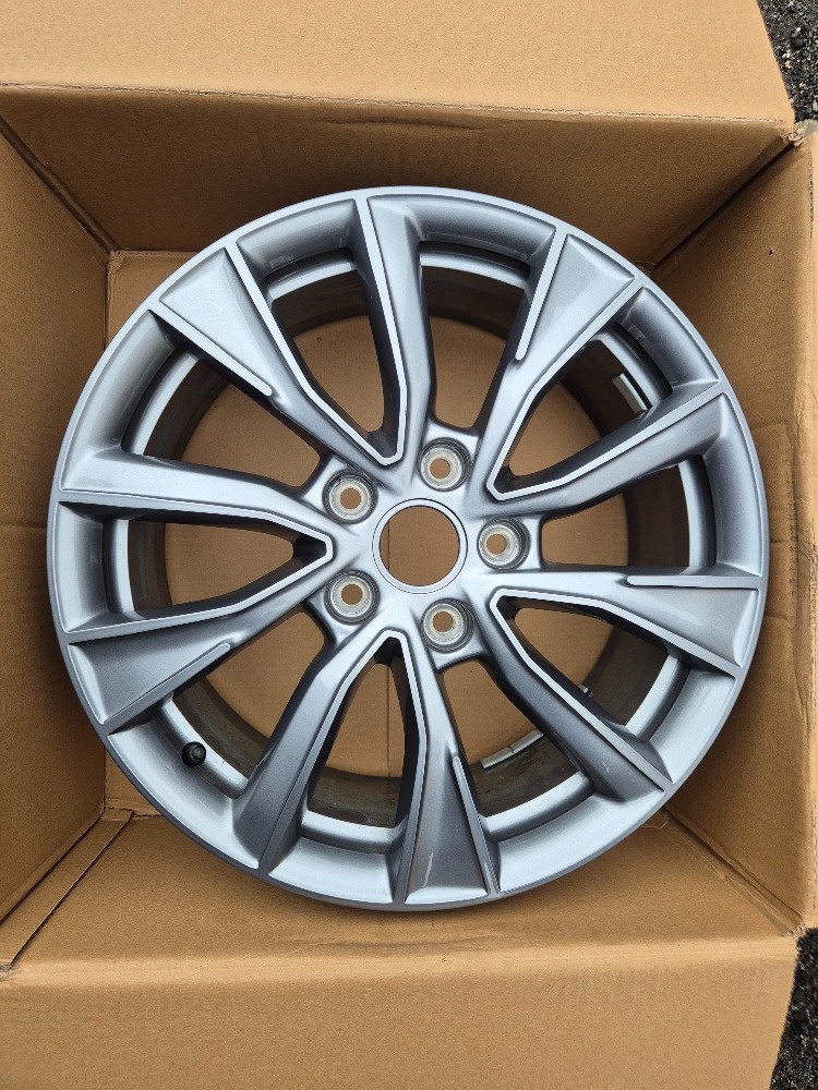 Kované disky R18 Volkswagen t7 Multivan šedé - 3