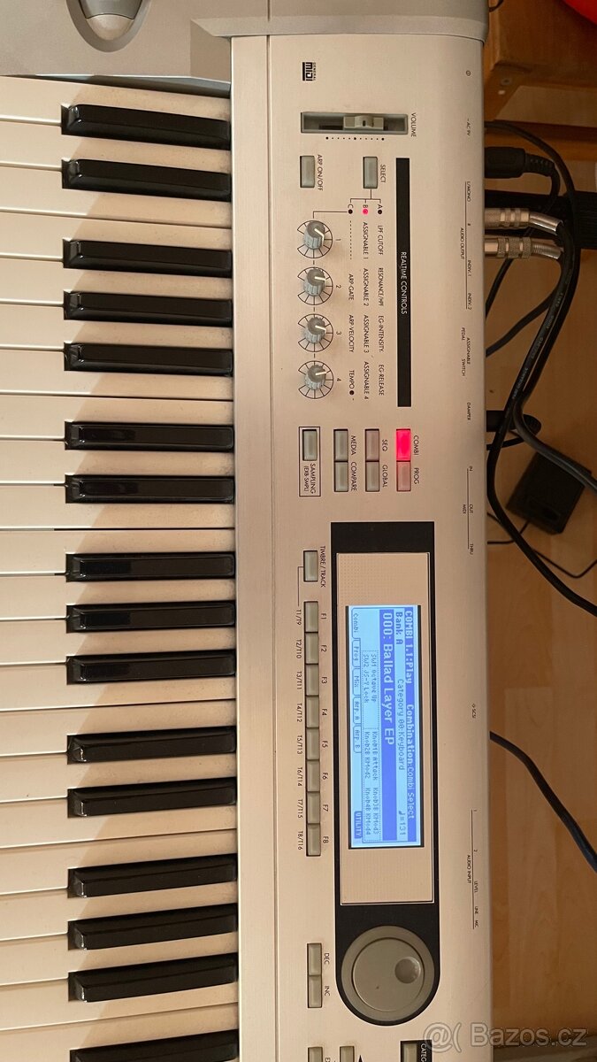 Workstation / syntezátor Korg Triton Le - 3
