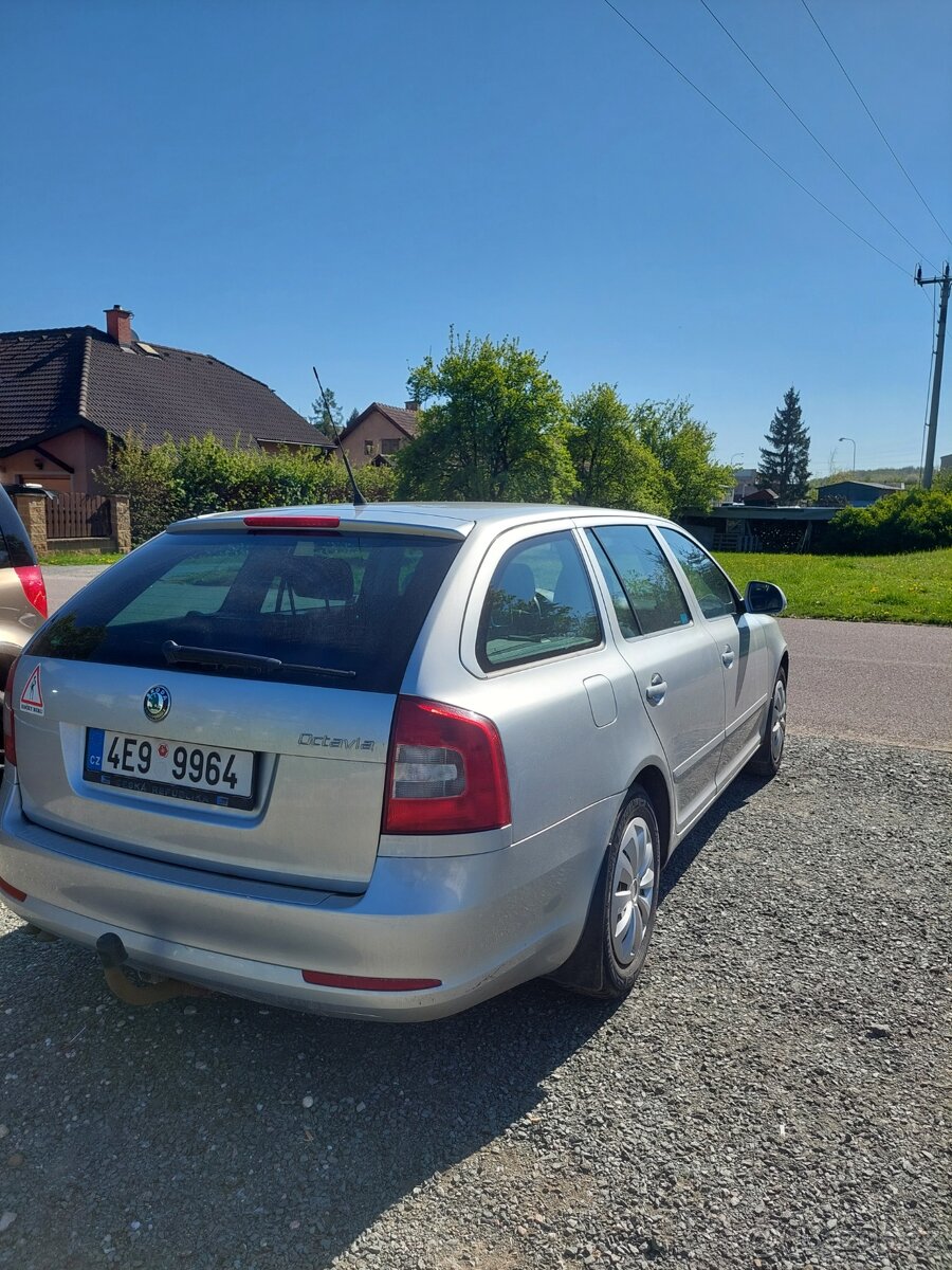 ŠKODA Octavia 2 1.9 tdi 77kw - 3