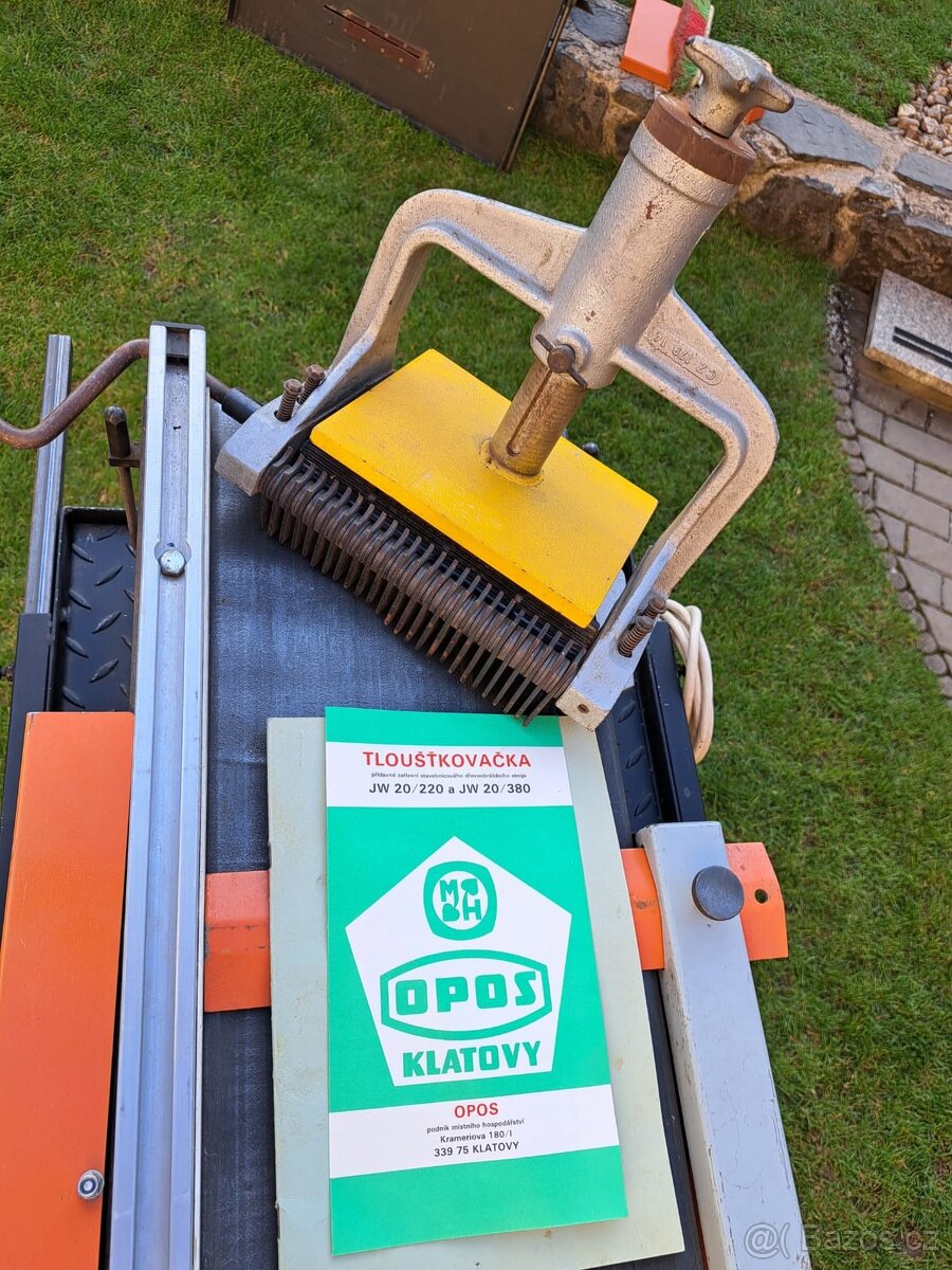 Dřevoobráběcí stroj JW 20/220 ČZ Strakonice - 3