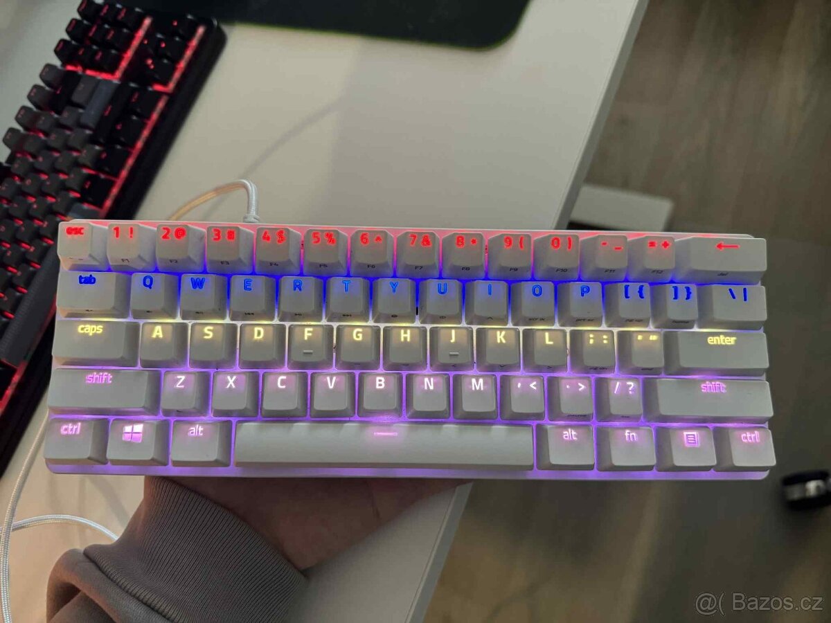 Razer Huntsman Mini - Mercury Ed. (Purple Switch) - 3