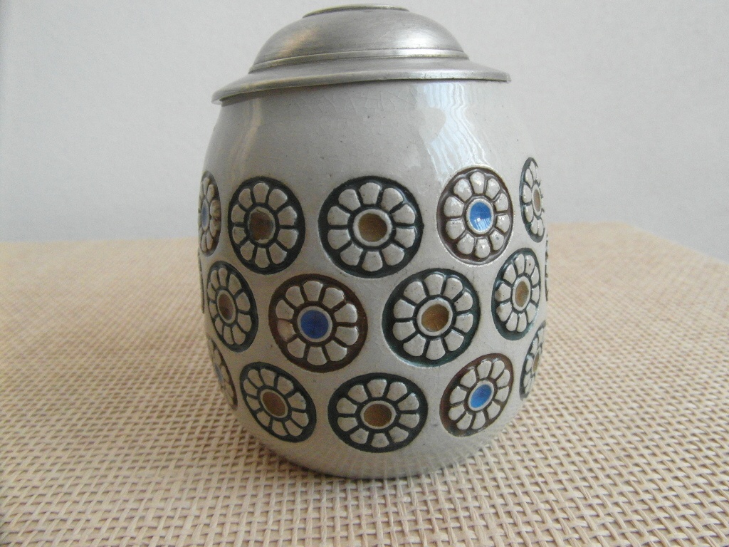 Secesní pivní Korbel Marzi & Remy 2010 - Rosette Design -1.3 - 3