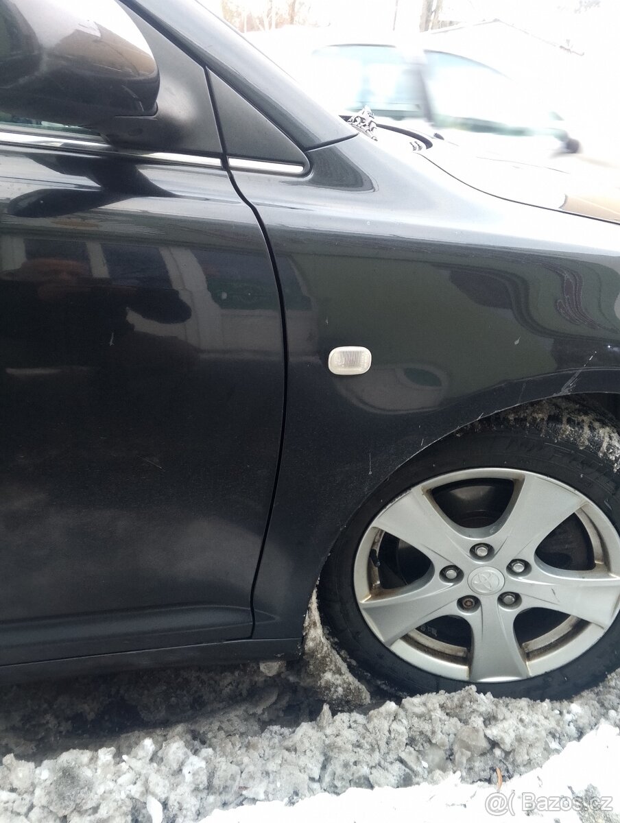 Toyota Avensis 2.2 D - 3