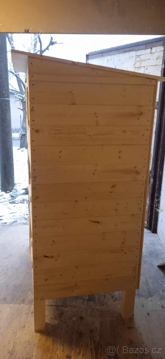 Králíkárna tříkotcová - 3