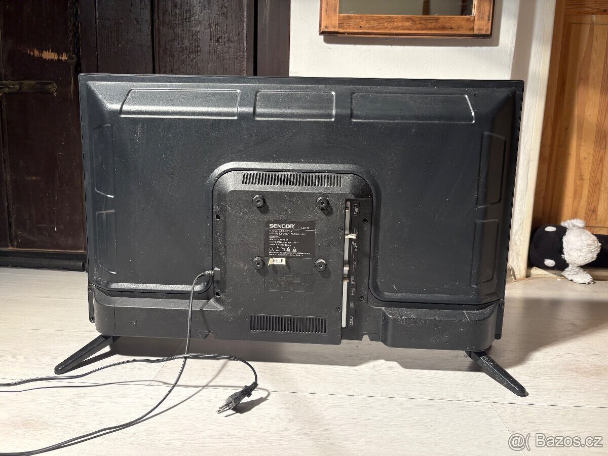 TV Sencor 76cm –, stačí jen anténa (DVB-T2) - 3