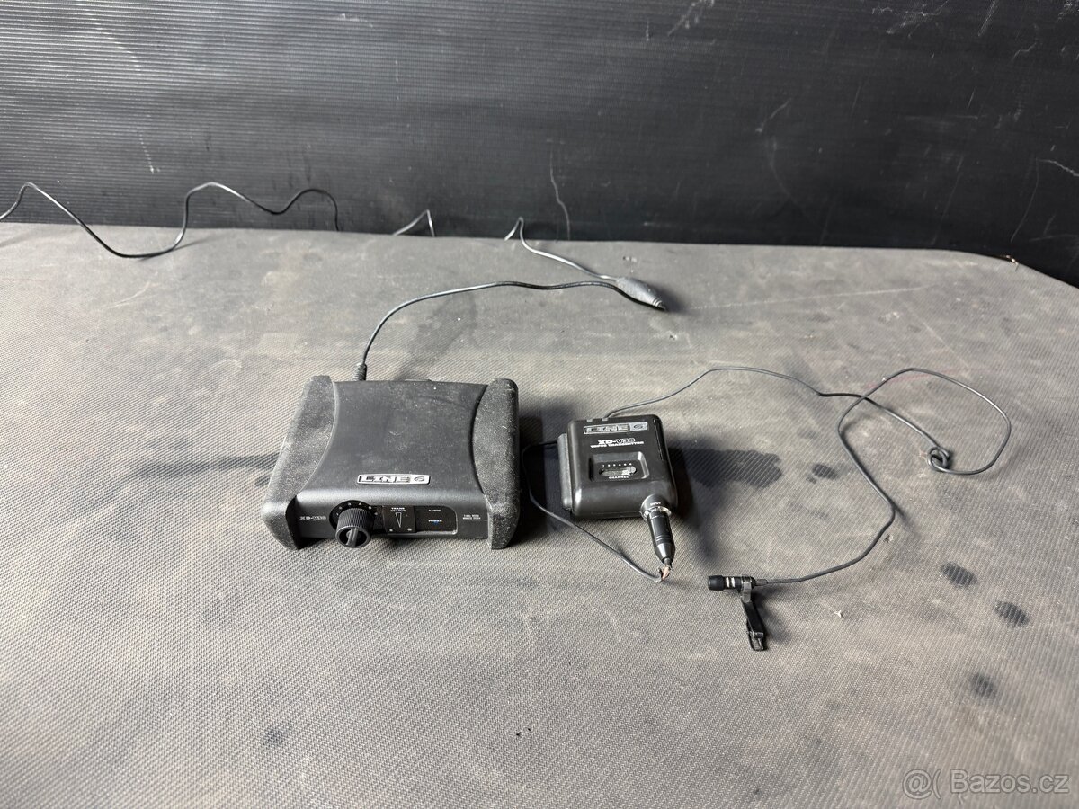 DISC Line 6 XD-V30 Digital Wireless Headset Mic. System - 3