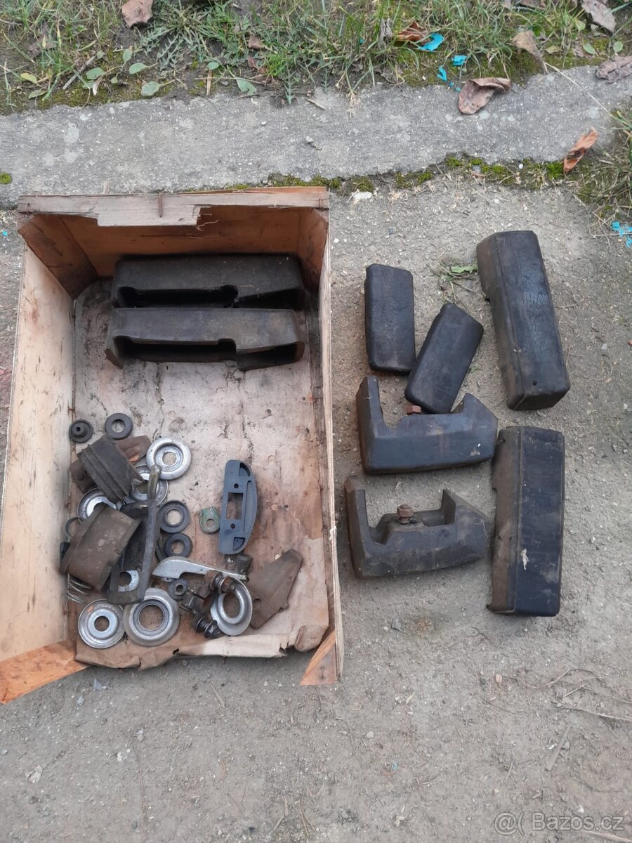 Škoda 1203 díly - 3