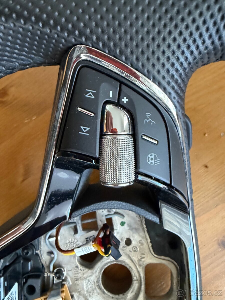 Sportovni volant Skoda - 3