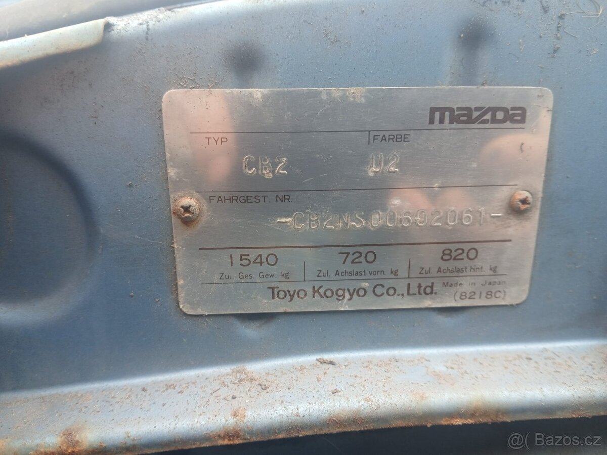 Mazda 626 R.V.1979 - 3