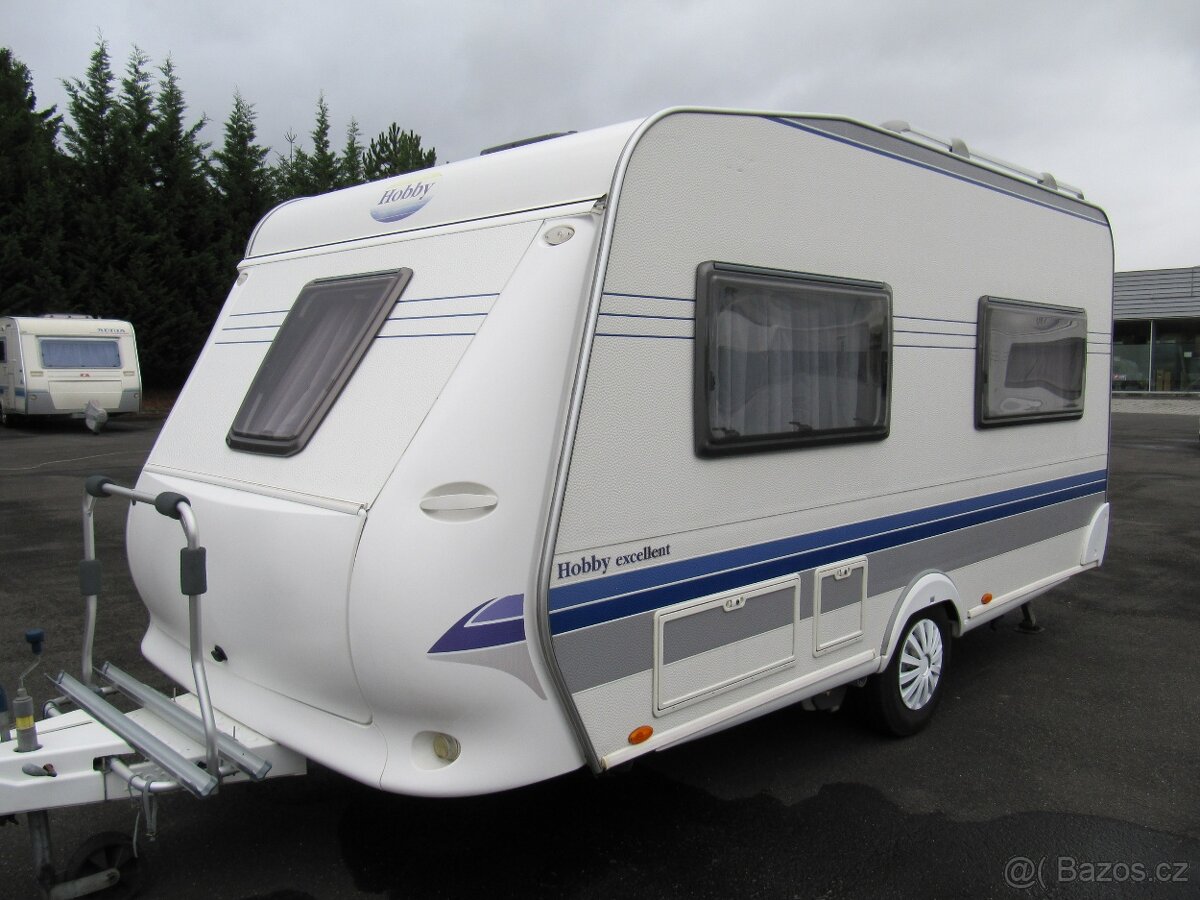 Prodám karavan Hobby 410 sfe,r.v.2007 + mover, markýza ,stan - 3
