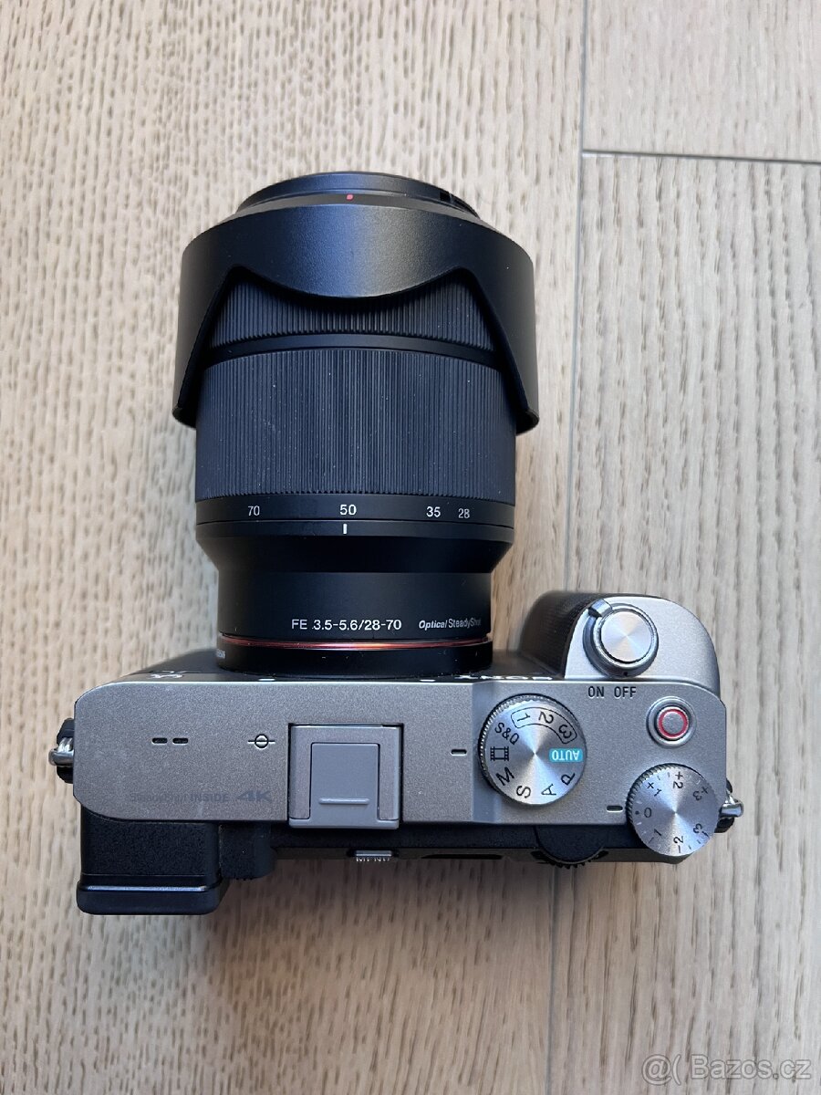 Sony A7C silver + objektiv Sony FE 28-70mm f3.5-5.6 - 3