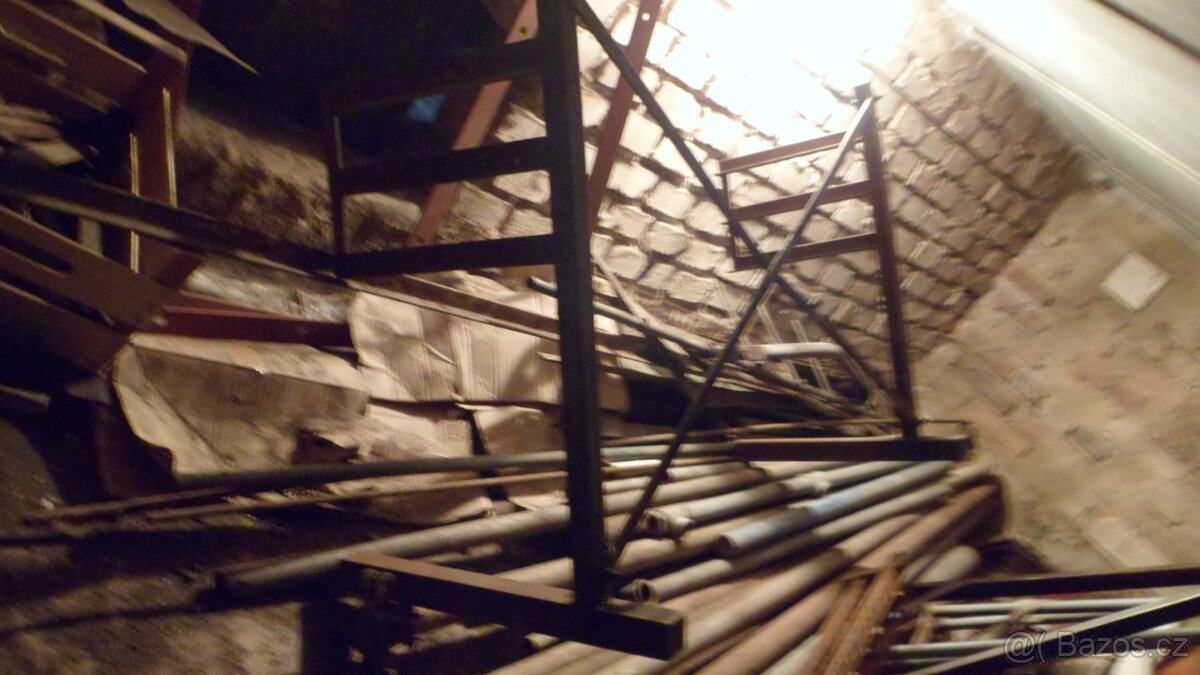 Kovová konstrukce pro gril - 3