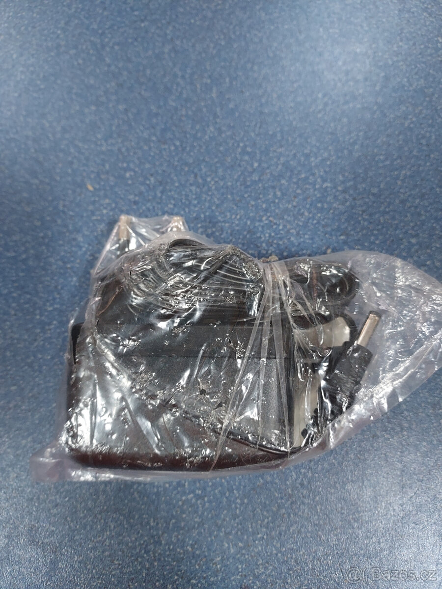 BLACK&DECKER 90500856-01 nabíječka 14,4V - 3