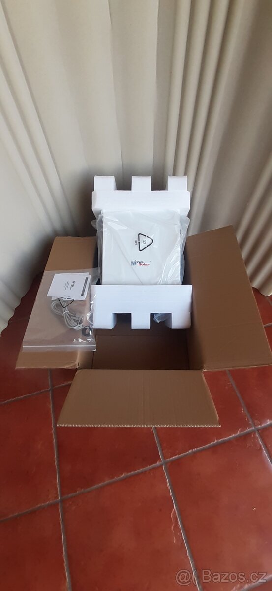 Solární hybridní měnič 1f MPP Solar PIP 5048MKX bezpřetokový - 3