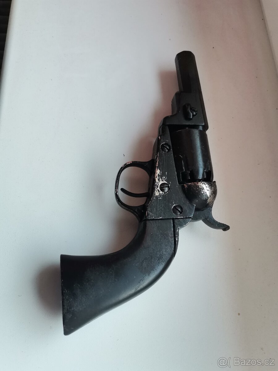 Pistole od 18 let po sběrateli - 3