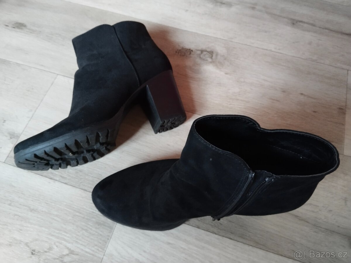Lodičky, sandále, semišové boty - 3