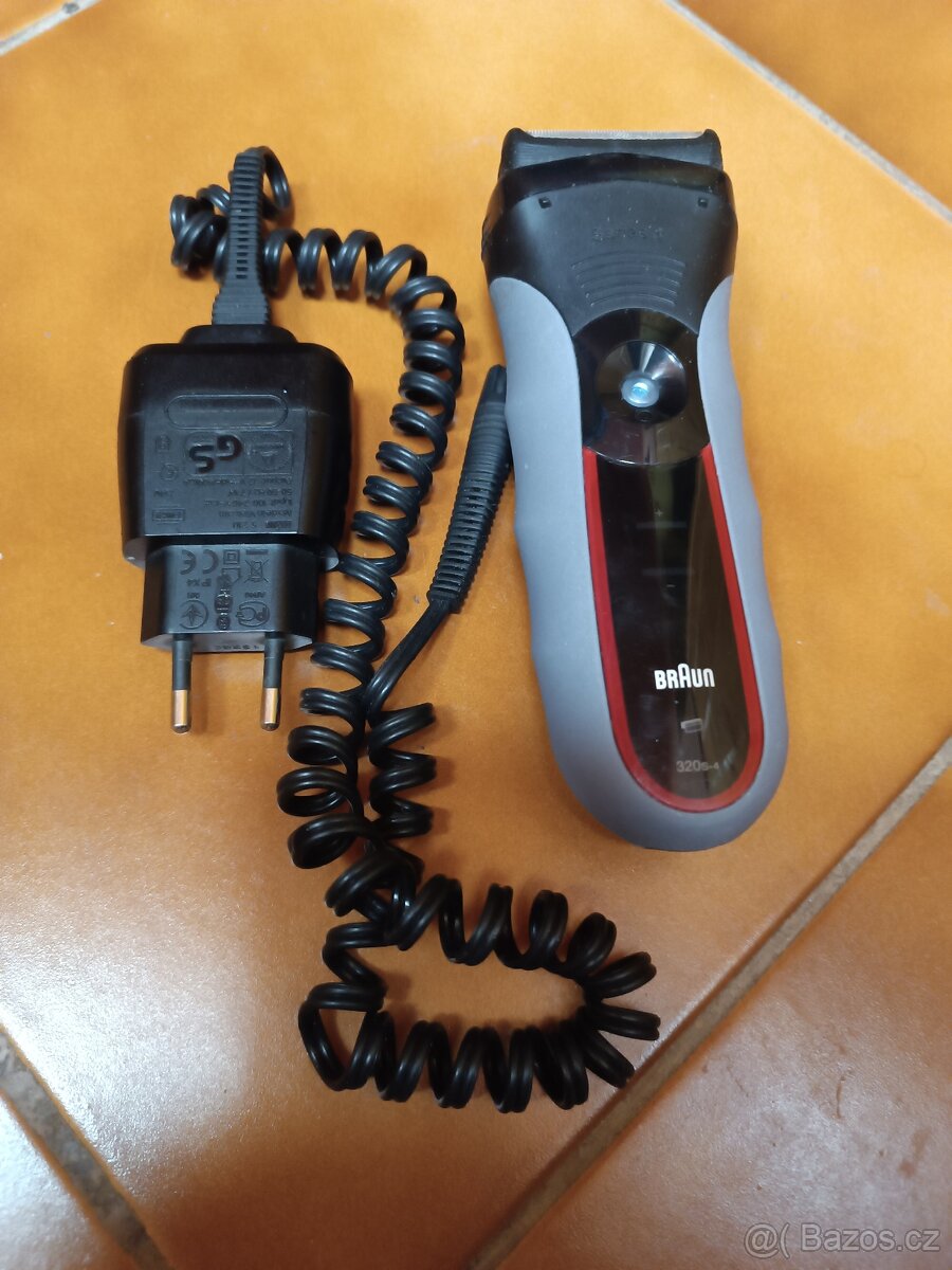 Holící strojek Braun 320s - 3