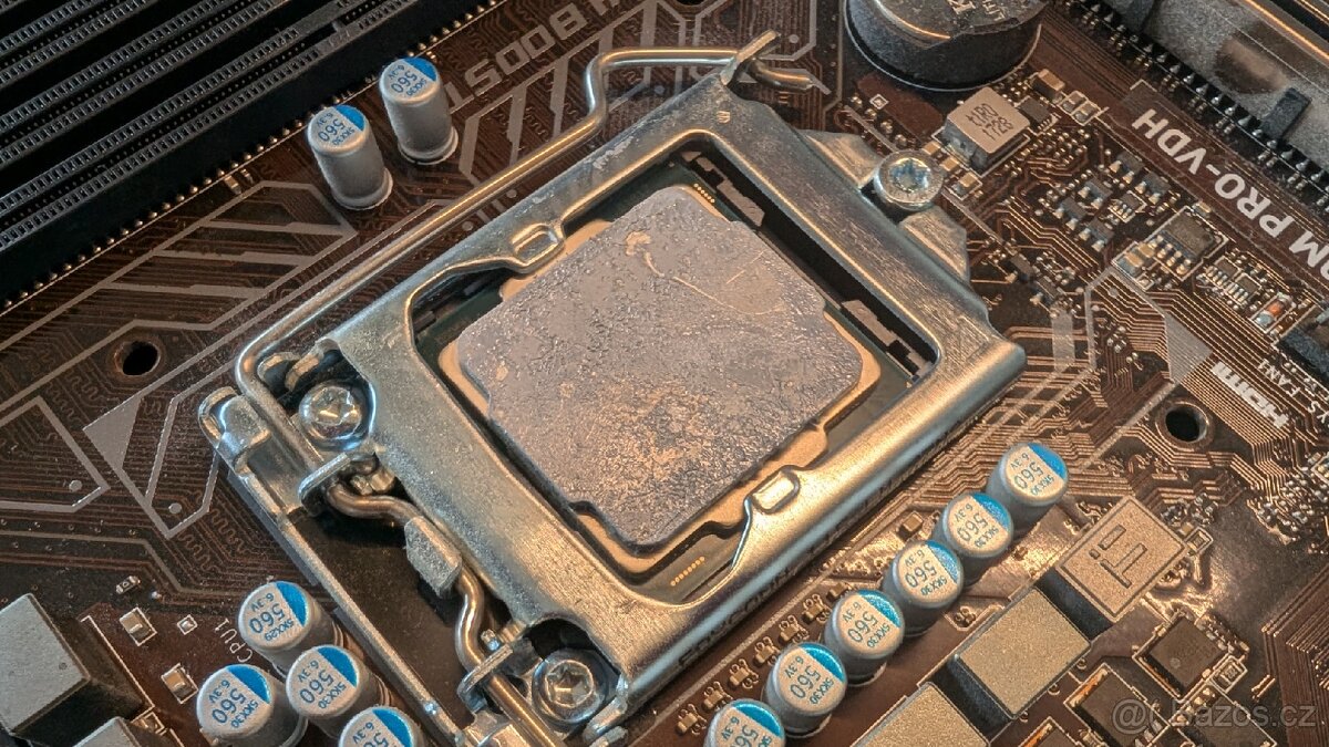 Intel Core i5-7400 s chladičem - 3