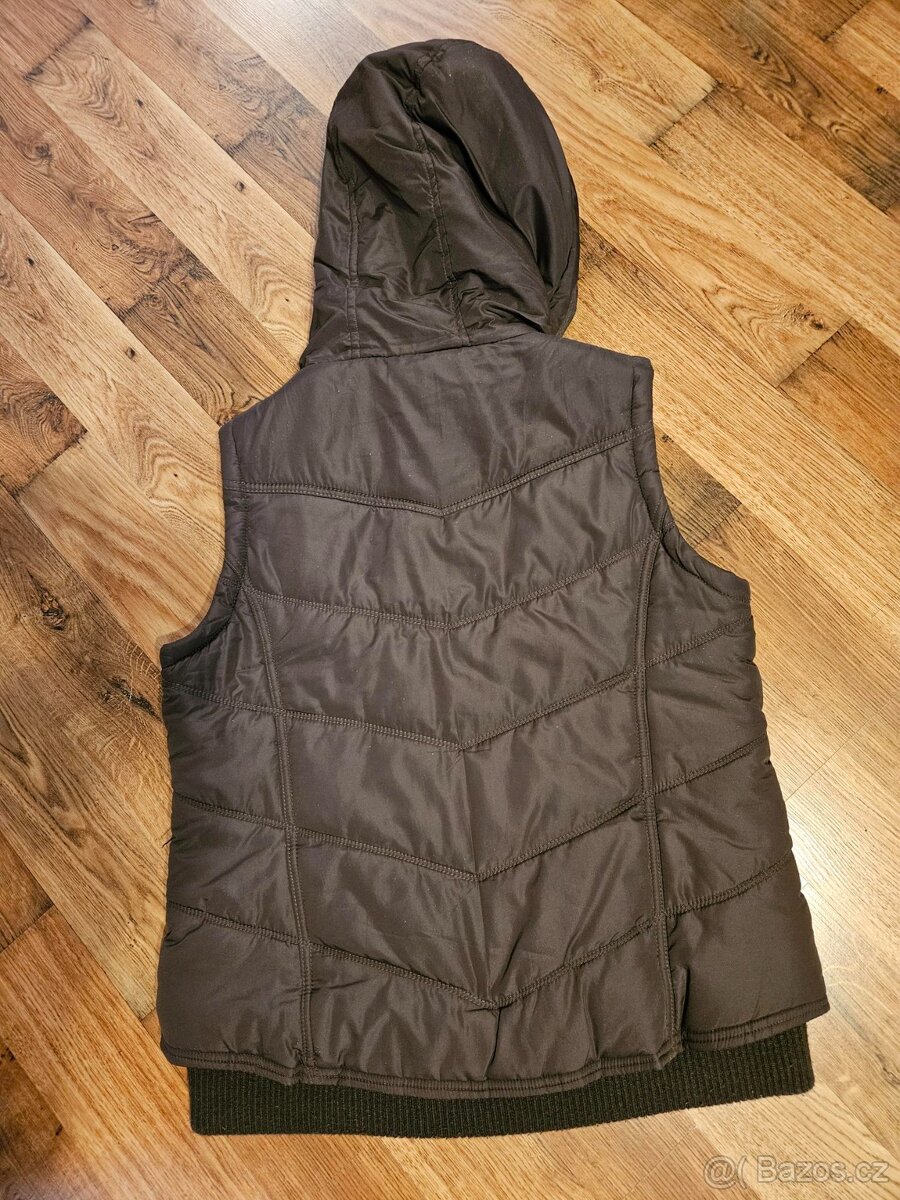 Vesta prošívaná M - 3