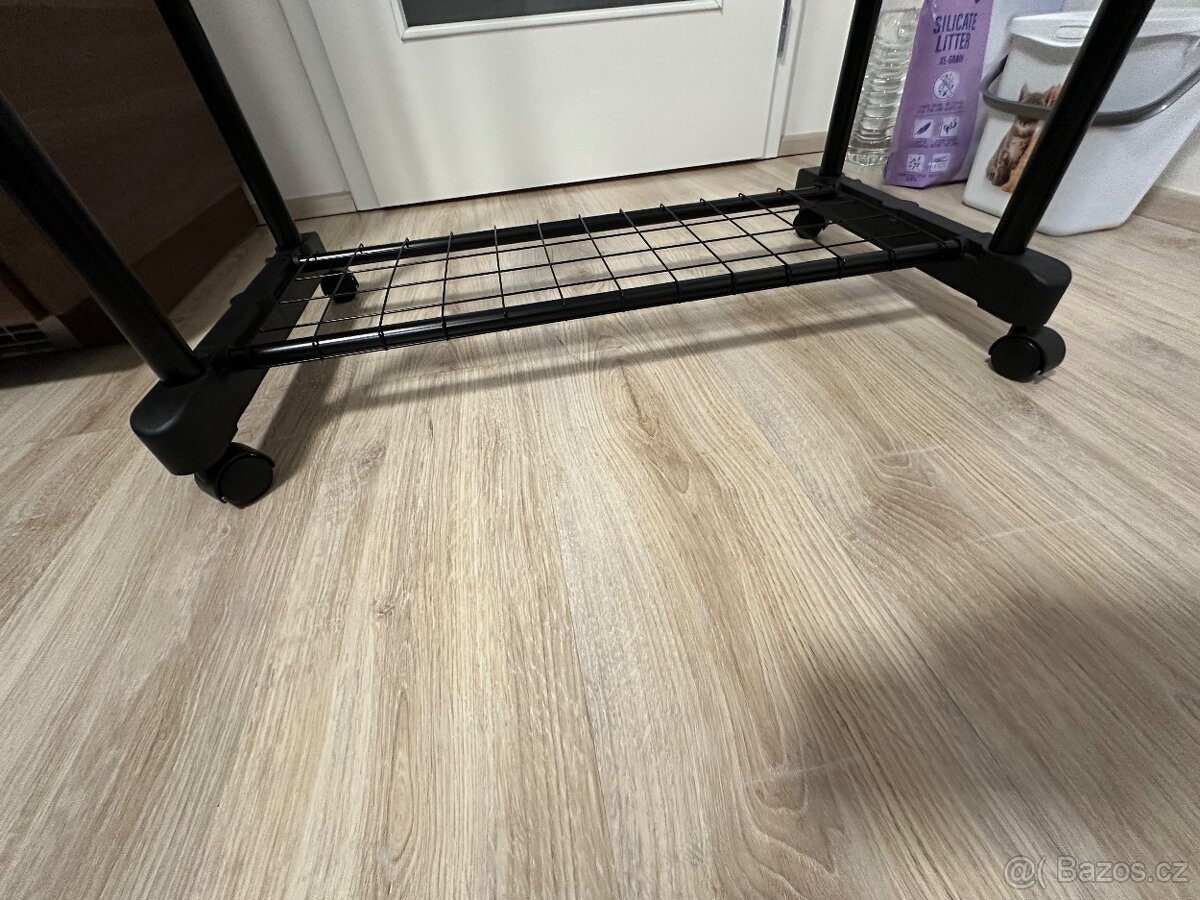 Dvouřadý věšák s policemi - 3