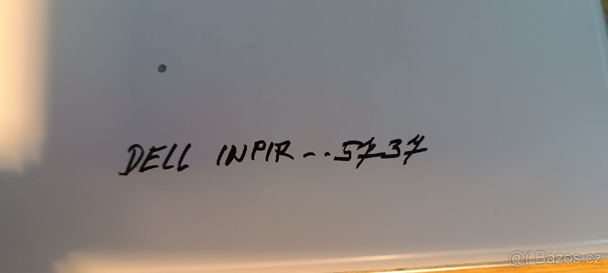 Světelná klávesnice Dell Inspiron 5737 - 3